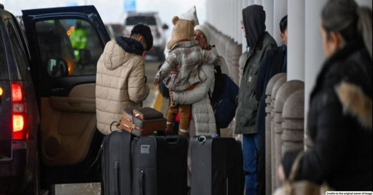More than 2000 flights cancelled in US due to heavy snow and freezing temperatures